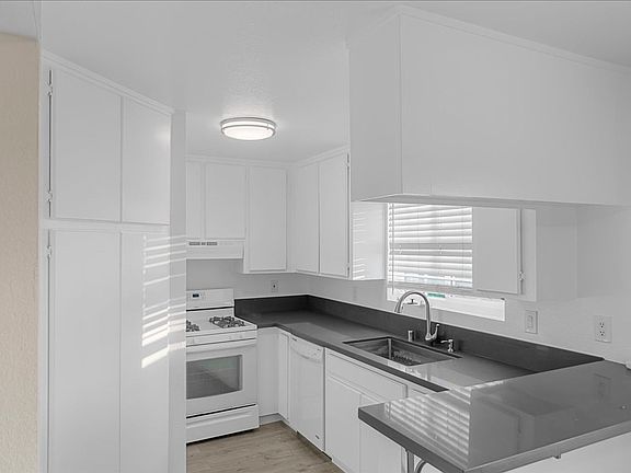 4th image of 350 Tile Ave APT 201