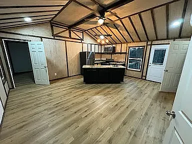 2 bed, 800 sqft, $1,295 — Photo 4