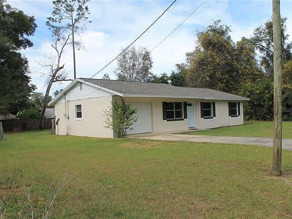 3rd image of 1784 Oakey Ave
