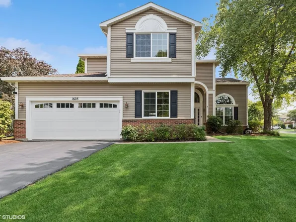 1603 Napa Dr, Gurnee, IL 60031