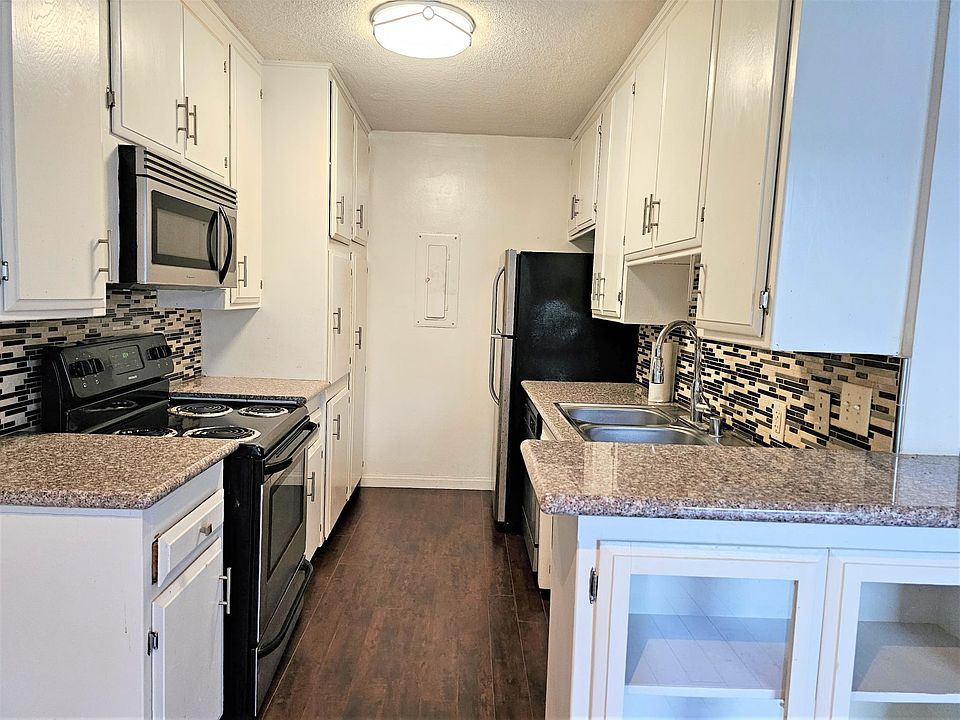 1st image of 1830 Greenfield Ave APT 12