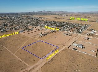 6 Joshua Rd, Apple Valley, CA 92308