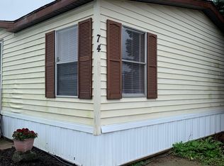 74 Hunters Rill, Lapeer, MI 48446