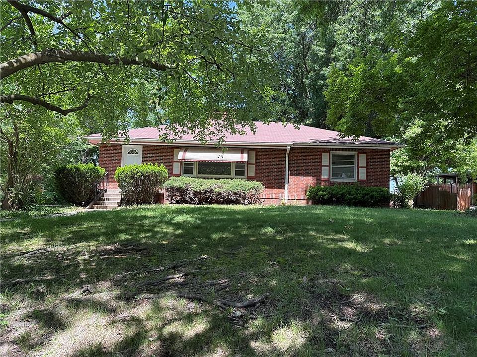 1st image of 3407 Gene Field Rd