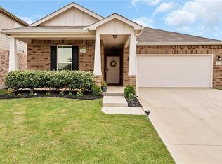 2221 Simmental Rd, Fort Worth, TX 76131
