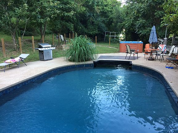 4th image of 8293 Beaver Shores Dr