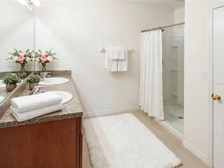 3499 N Vonnegut Point — Photo 7