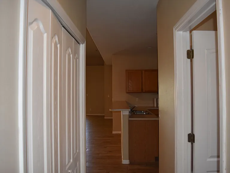 1040 Venetian Dr #203 — Photo 35