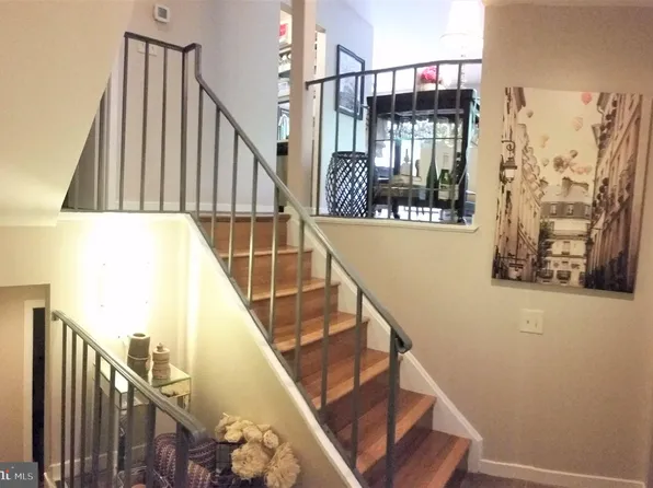 18745 Pier Point Pl, Montgomery Village, MD 20886