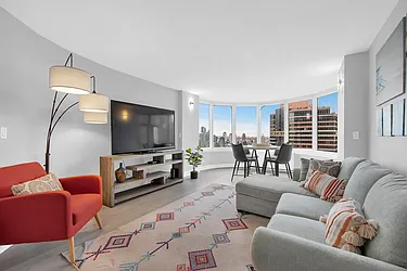 330 East 38th Street, #39M