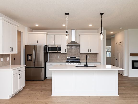 7th image of this home