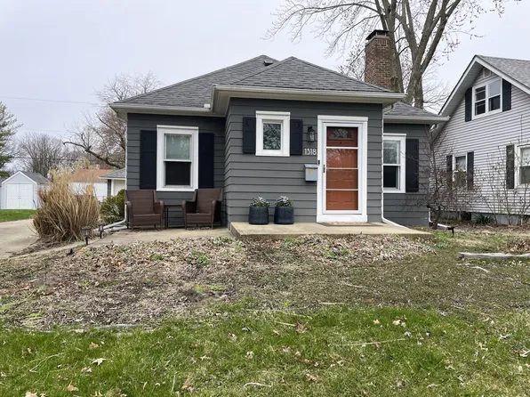 1318 W White St, Champaign, IL 61821