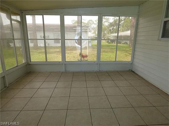3rd image of 18 Heath Aster Ln