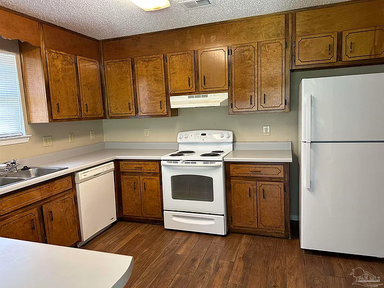 1216 Bridge Creek Ter — Photo 7