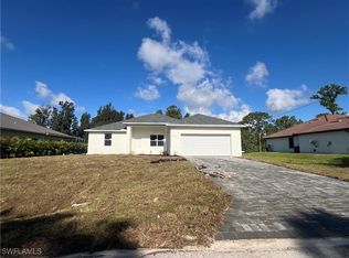 805 Congress Ave, Lehigh Acres, FL 33972