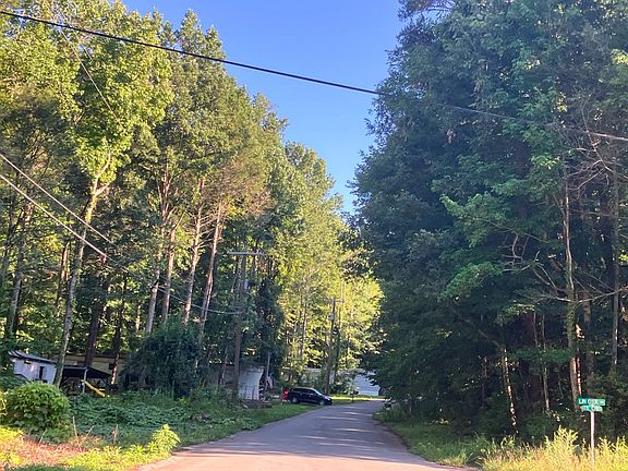 4th image of 1323 Lin Creek Rd