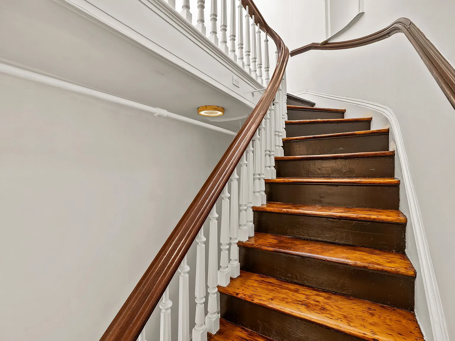 213 Lafayette Avenue — Photo 4