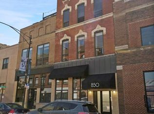 850 N Milwaukee Ave APT 302, Chicago, IL 60642
