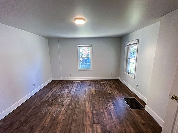 5th image of 64 Grant St #2