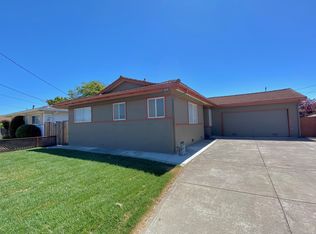 14241 Santiago Rd, San Leandro, CA 94577