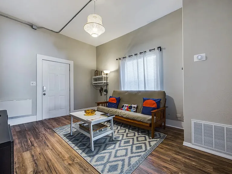 215 Blanco Rd #2 — Photo 10