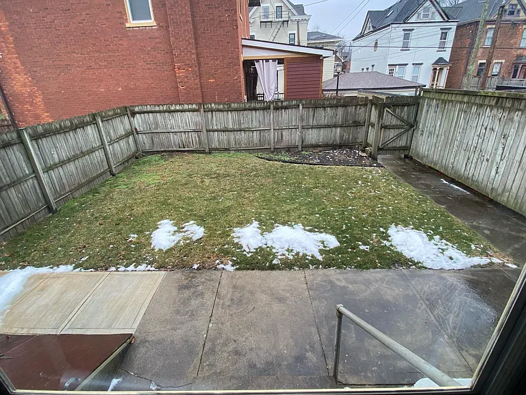 605 Park Ave #1 — Photo 25