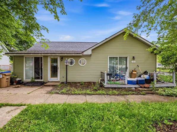 100 W North St, Olin, IA 52320