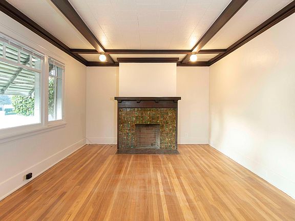 4th image of 618 S Marengo Ave #618