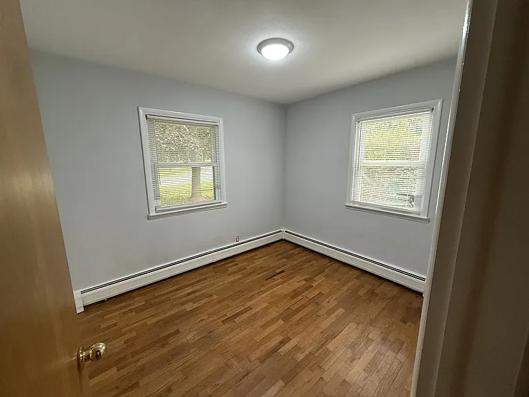 506 Connecticut Dr — Photo 11