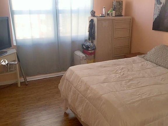 5th image of 2900 Banyan St #Penthouse 606