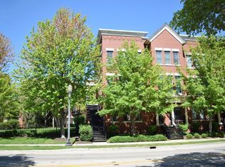 133 S Grove Ave, Elgin, IL