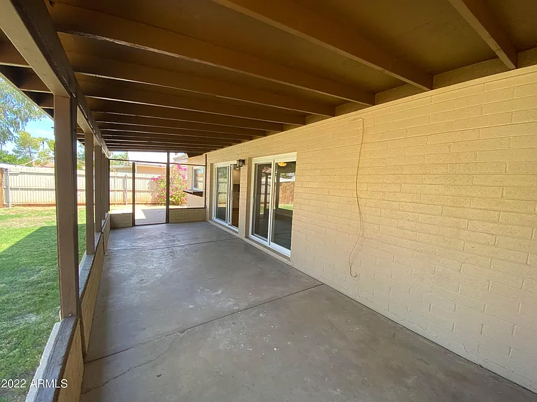 2046 S Emerson — Photo 19