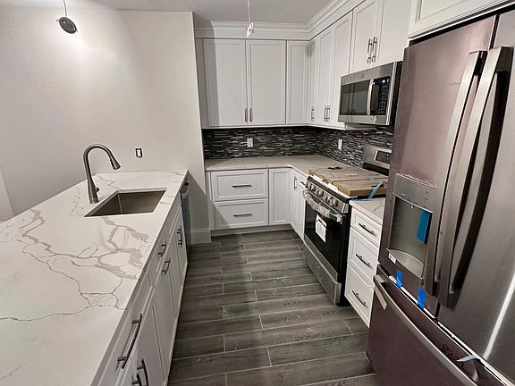 kitchen (under construction)