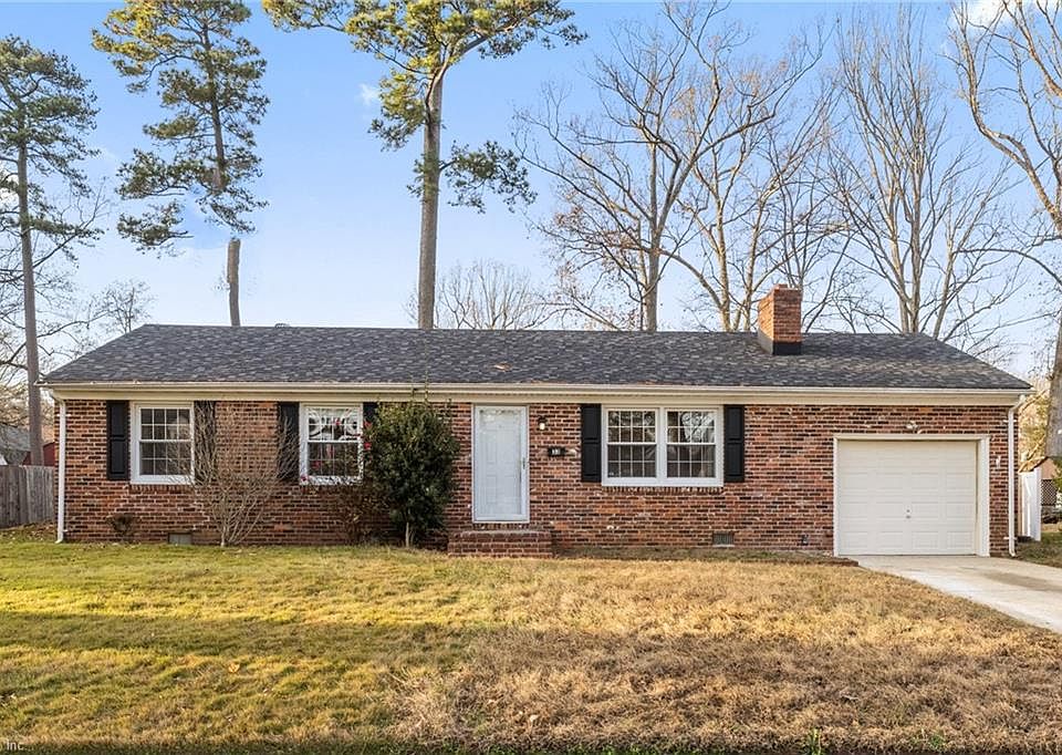 1st image of 33 Camelot Ct