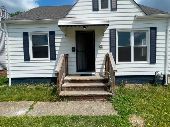 2910 Brookdale Ave, Parma, OH 44134