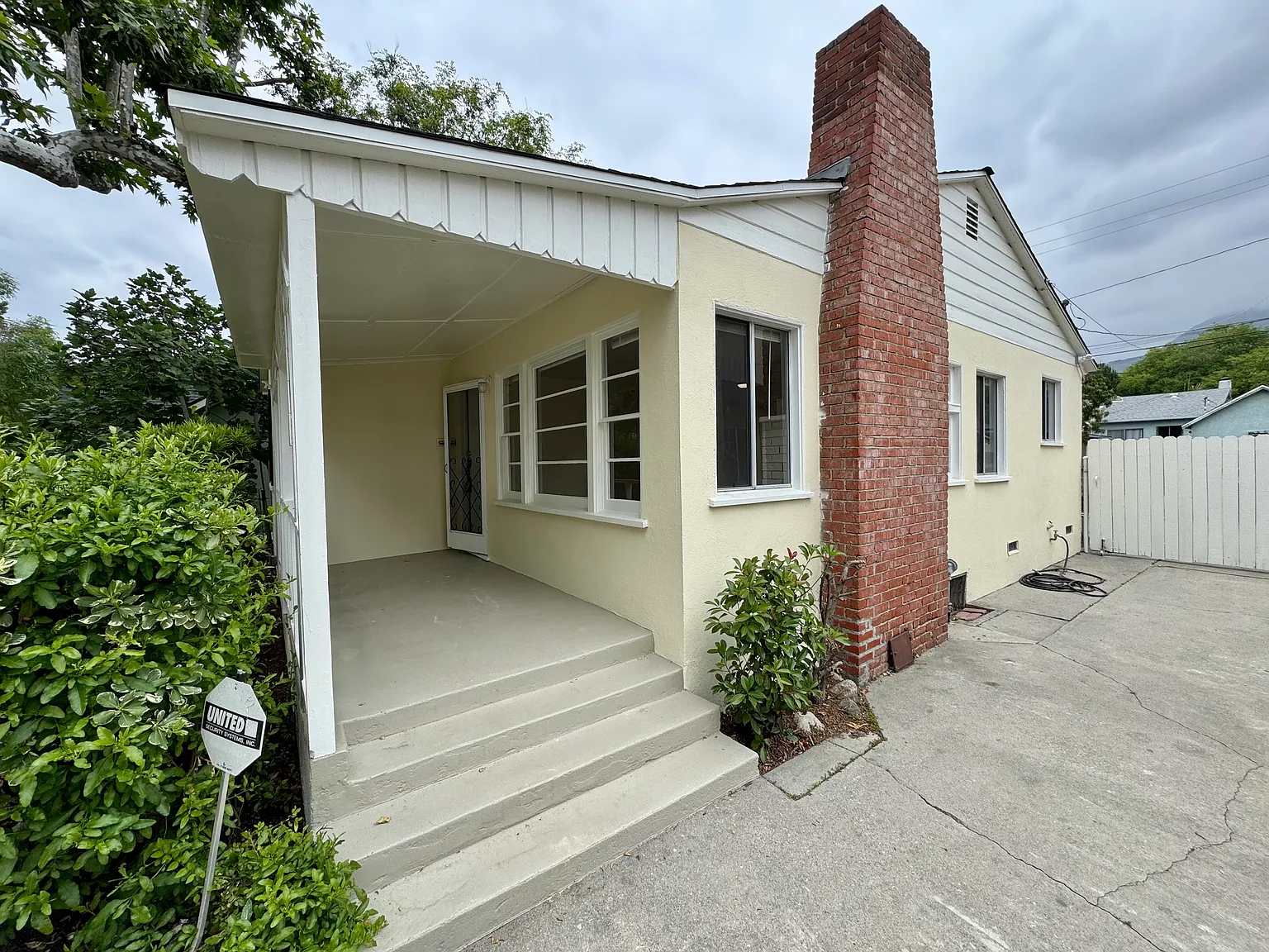 3241 La Tierra St — Photo 3