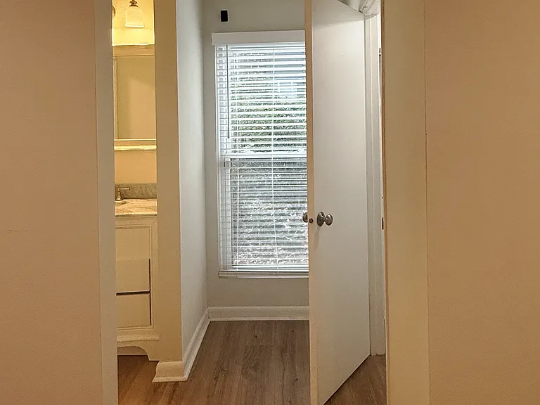4948 Sardis Rd #A — Photo 18