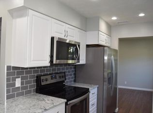 3190 Lake Park Dr, Columbus, OH 43232