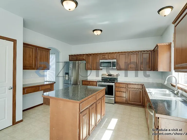 2812 67th Ct SE — Photo 10