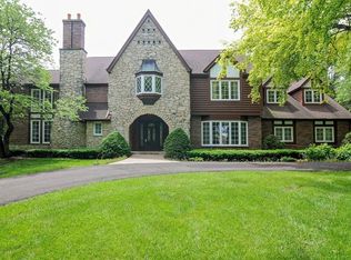 10 Windsor Ct, South Barrington, IL 60010