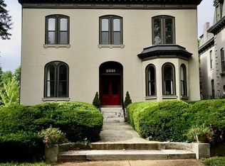 2 Benton Pl, Saint Louis, MO