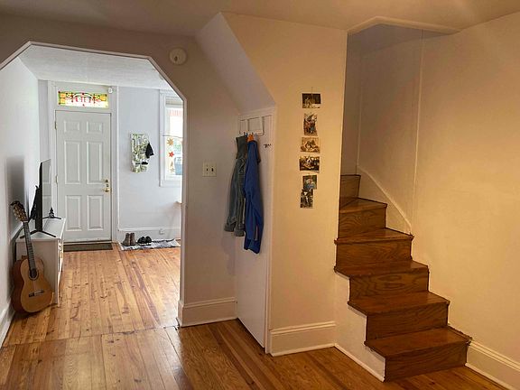 3rd image of 613 S Chapel St