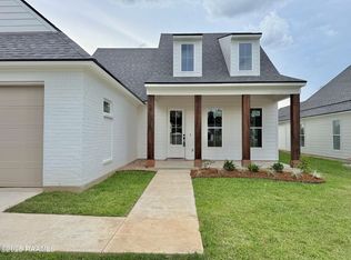 110 Fountain Meadow Dr, Broussard, LA 70518