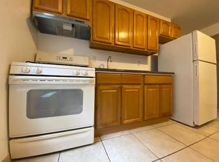 210 S 3rd Ave, Mount Vernon, NY 10550