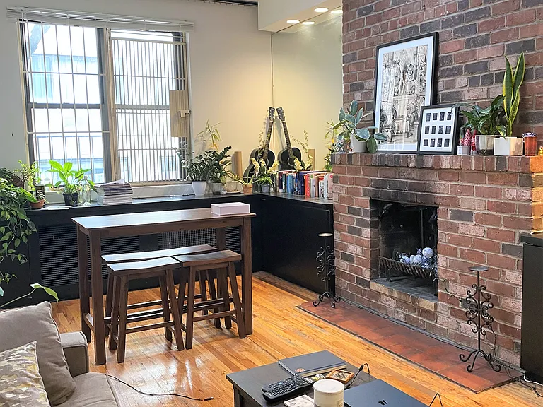 65 E 11th St #7B — Photo 2