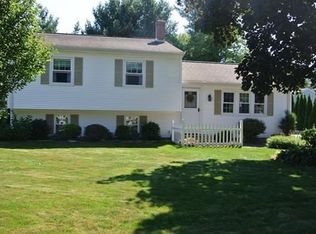 49 Tamarack Dr, Springfield, MA 01129