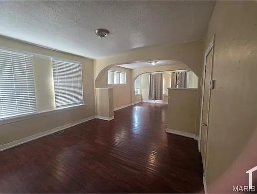 3421 Belt Ave — Photo 4