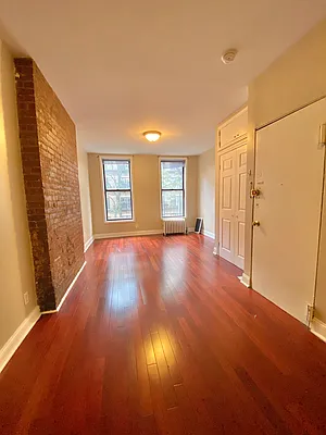 Rented by Corcoran | media 16