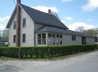 45 Bridge St, Charlestown, NH 03603