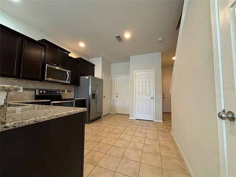4912 White Sanderling Ct — Photo 8